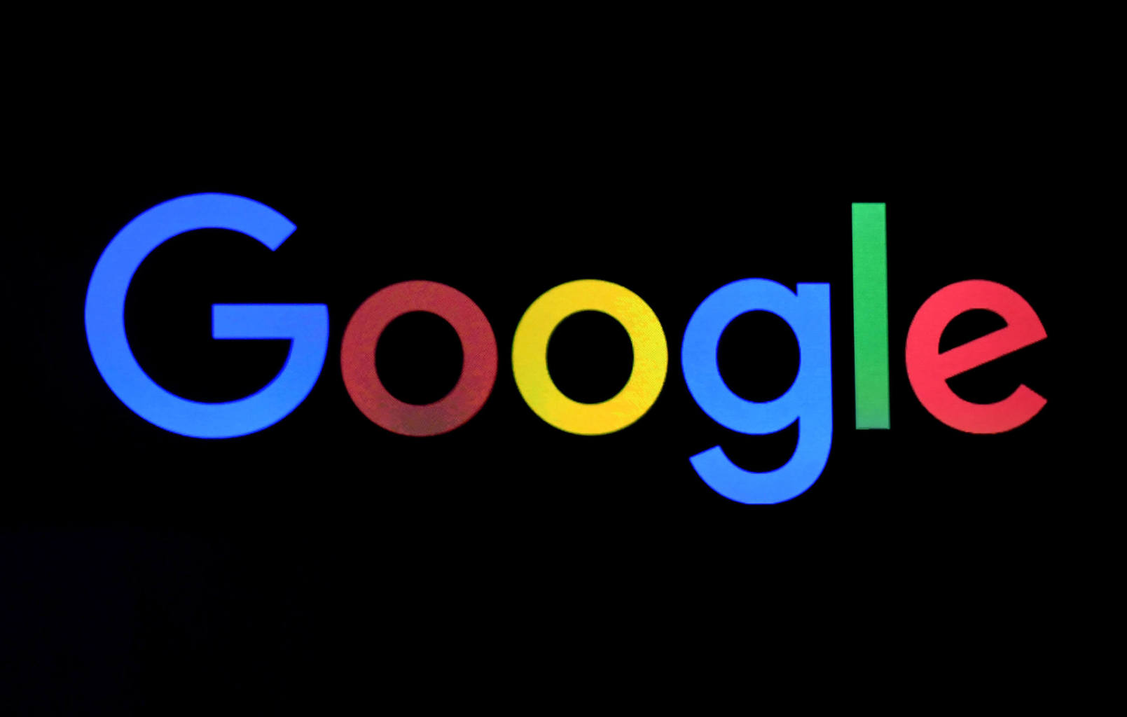 Russia Asks Google to Stop Illegal Advertising of Events on YouTube
