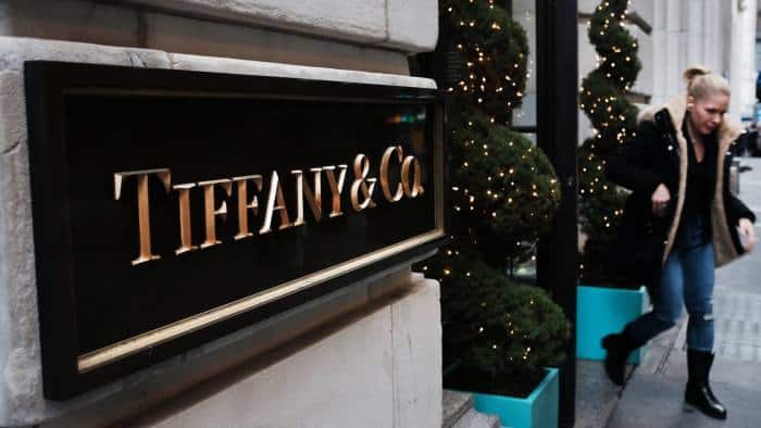 LVMH Plans to Strengthen Tiffany with Multibillion Takeover 1
