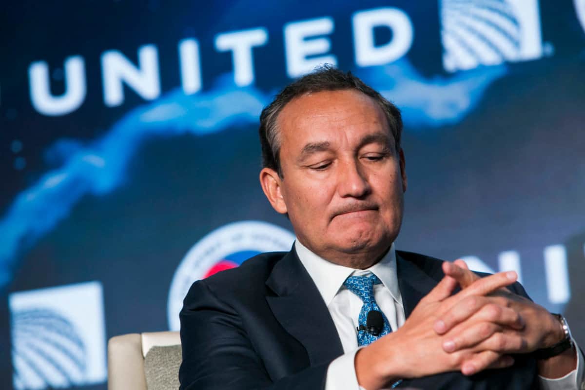 United Airlines CEO Oscar Munoz