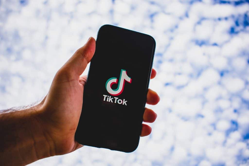 Oracle TikTok acqusition