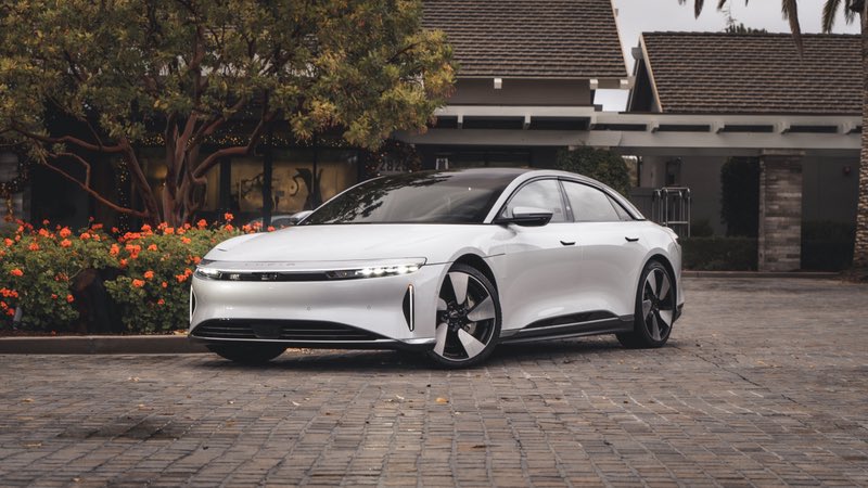 lucid motors
