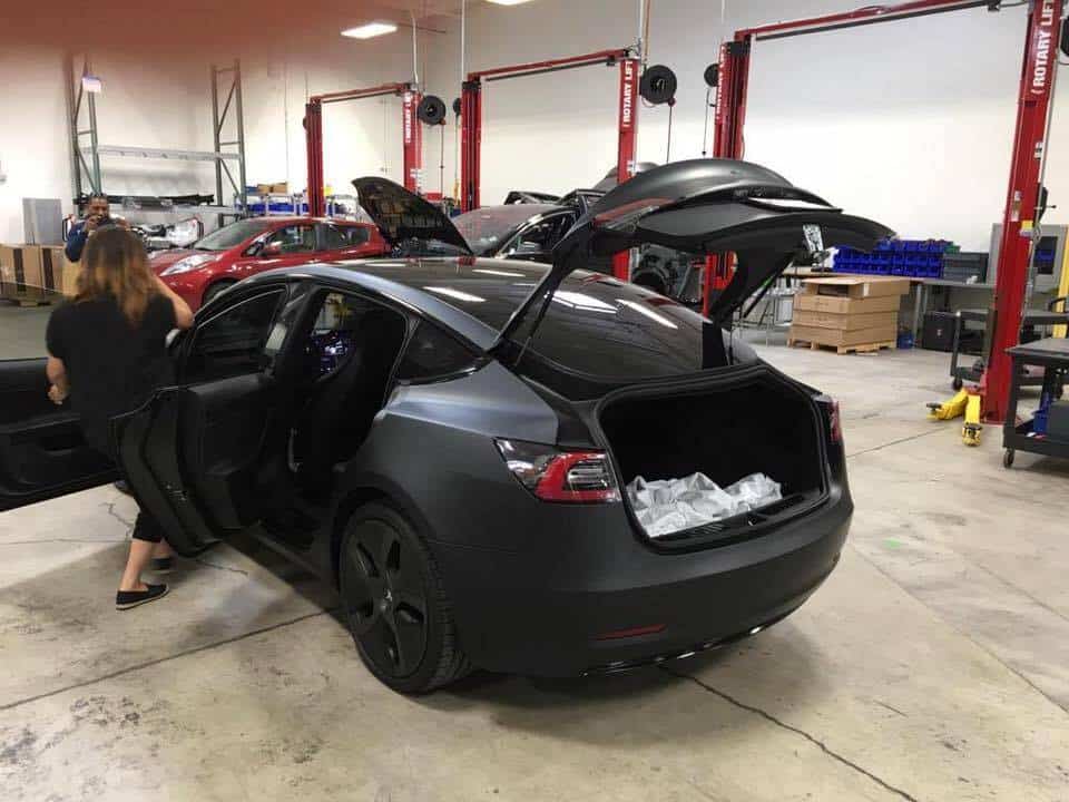 Tesla Motors Model 3 Doors